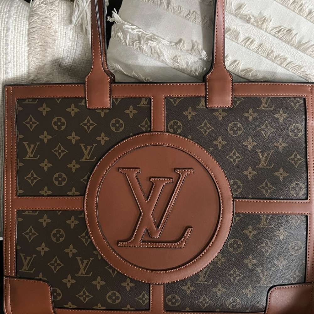 Large tote bag